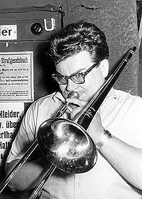 11.1 / 1960 / Hawe Schneider